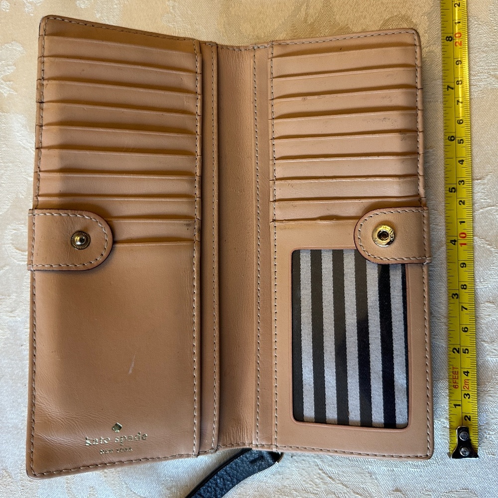 Kate Spade Wallet - Picture 3 of 5
